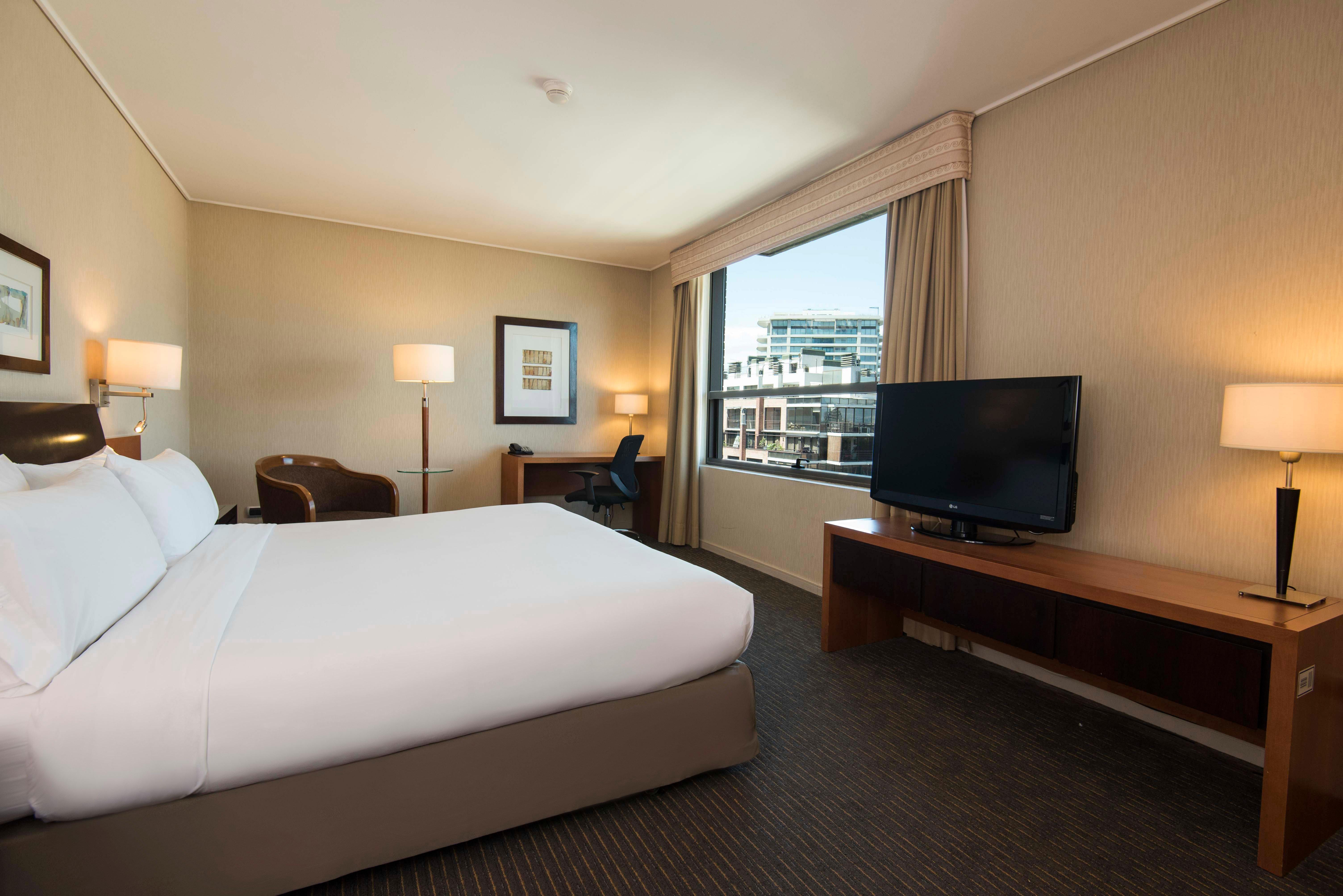 Holiday Inn Express Santiago Las Condes By Ihg Bagian luar foto