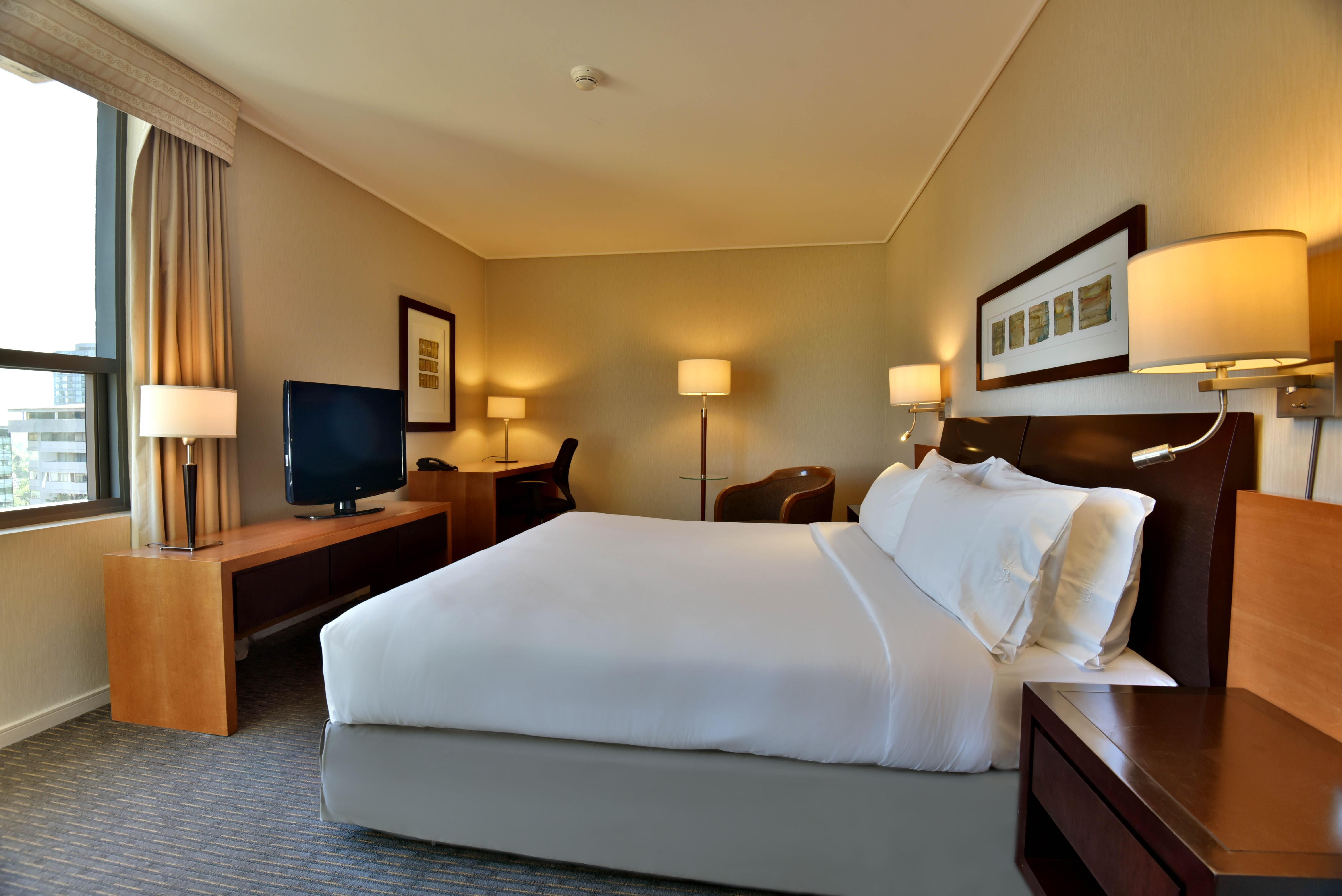 Holiday Inn Express Santiago Las Condes By Ihg Bagian luar foto