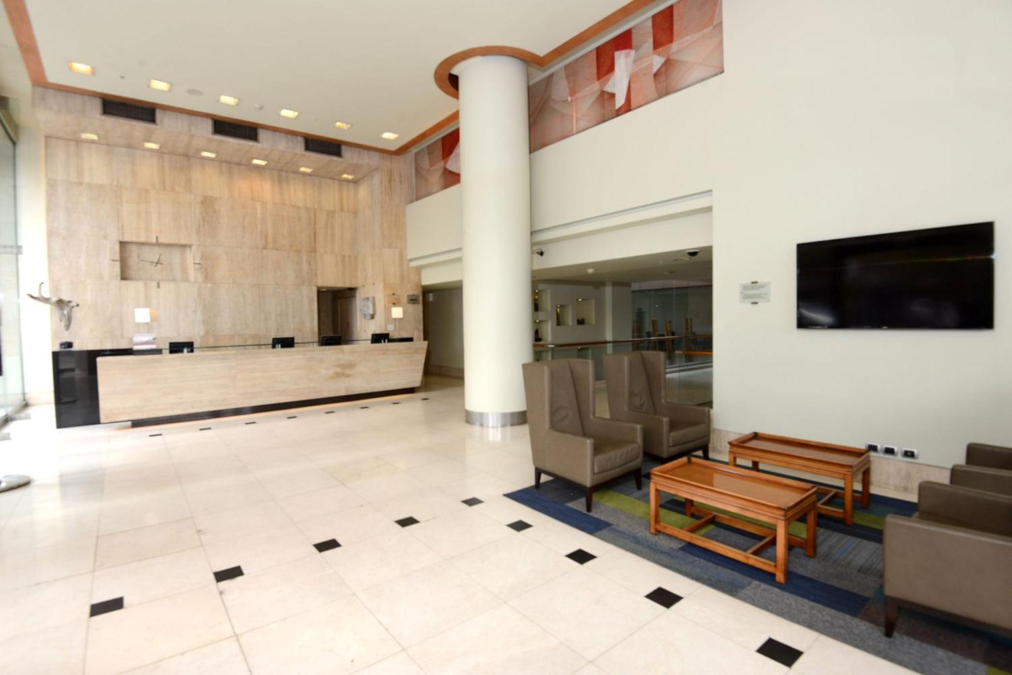 Holiday Inn Express Santiago Las Condes By Ihg Bagian luar foto