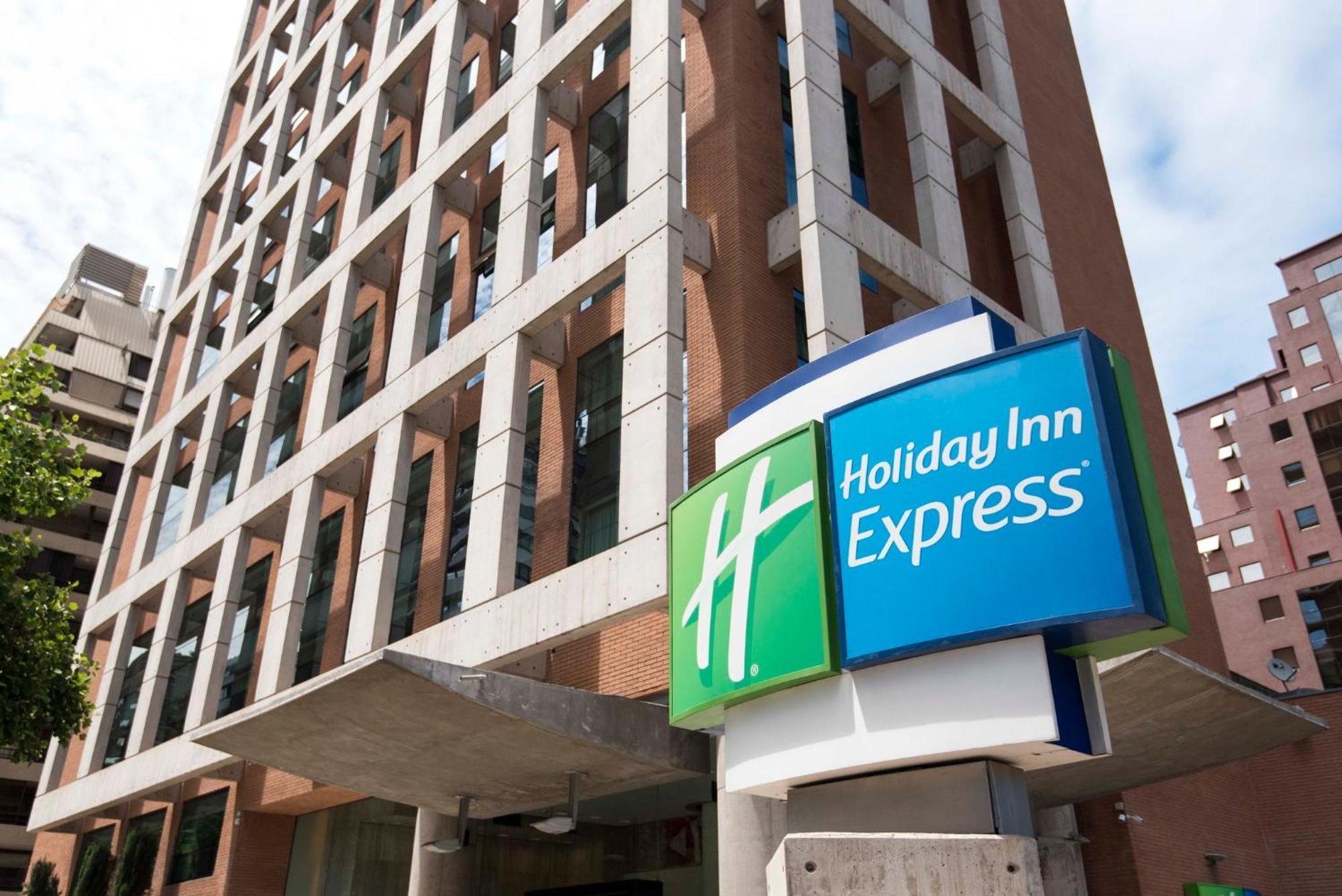 Holiday Inn Express Santiago Las Condes By Ihg Bagian luar foto