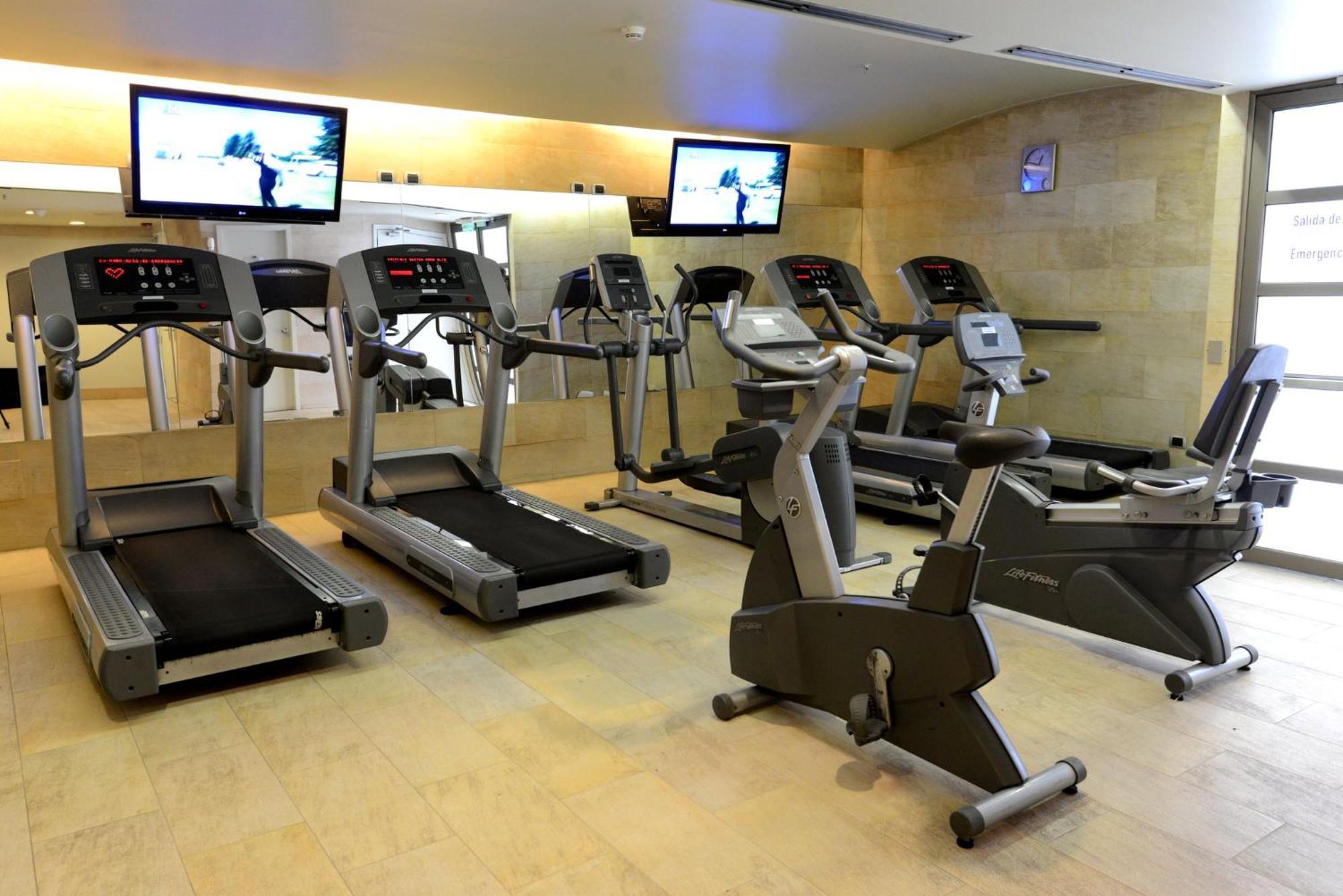 Holiday Inn Express Santiago Las Condes By Ihg Bagian luar foto