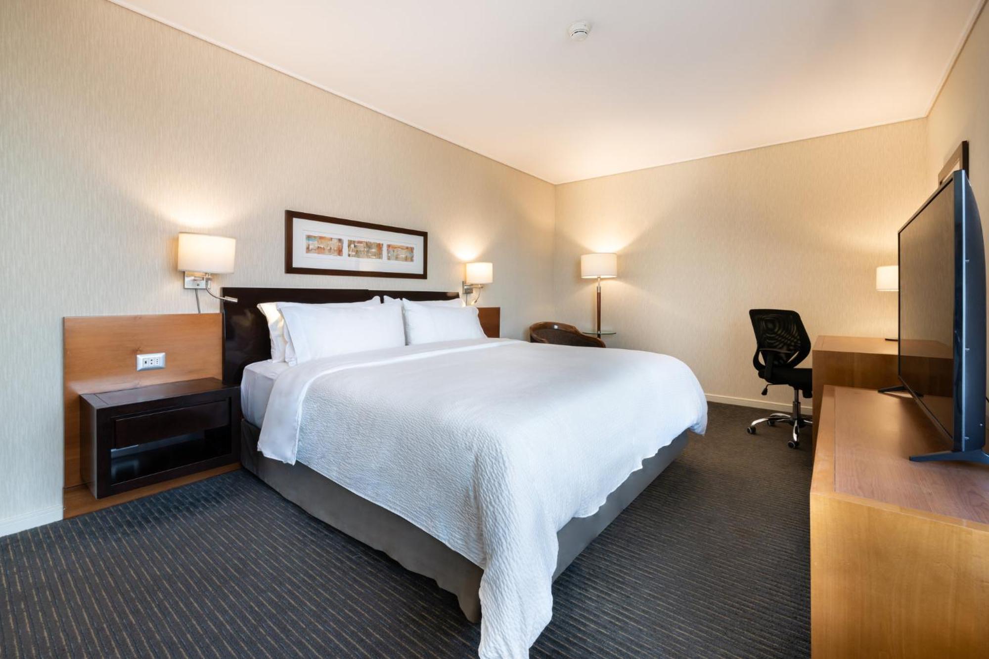 Holiday Inn Express Santiago Las Condes By Ihg Bagian luar foto